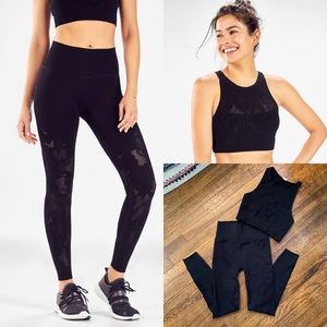SOLD! Fabletics Black Sculptknit Seamless Set M